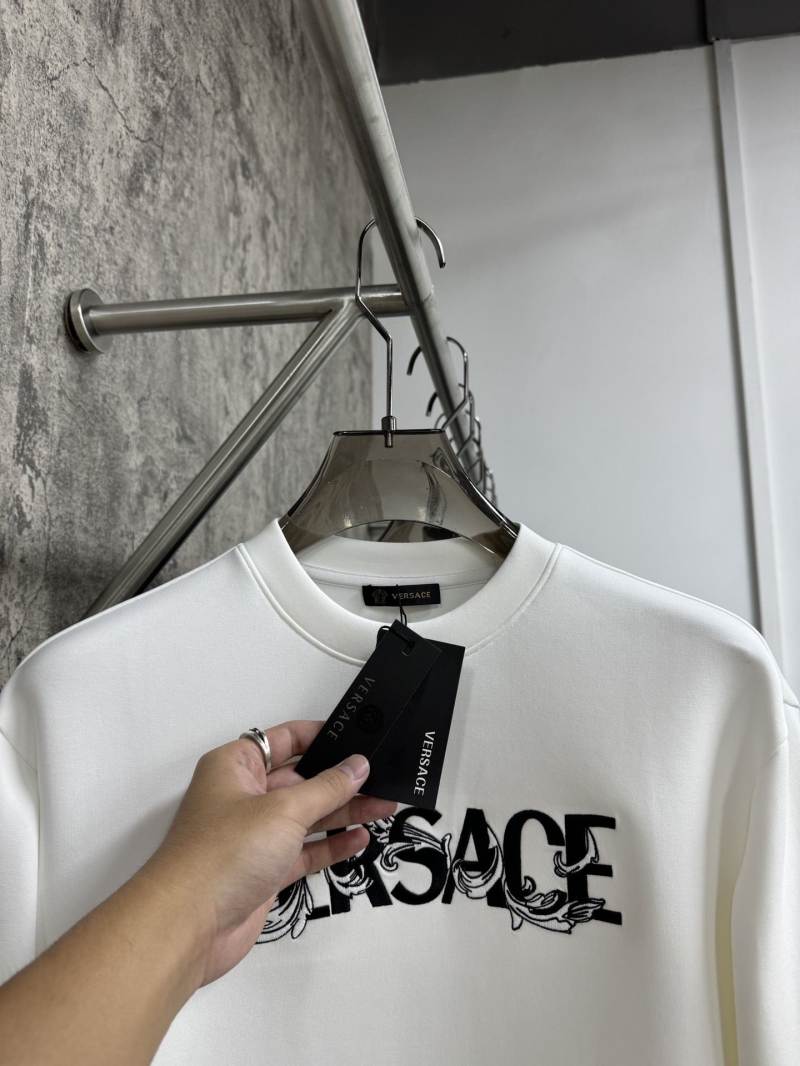 VERSACE